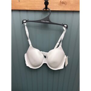 Calvin Klein White Lightly Lined Demi Bra 38C QP2583R 100